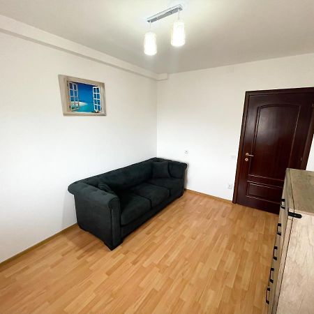 National Arena Mega Mall Elana Apartment Бухарест Екстер'єр фото
