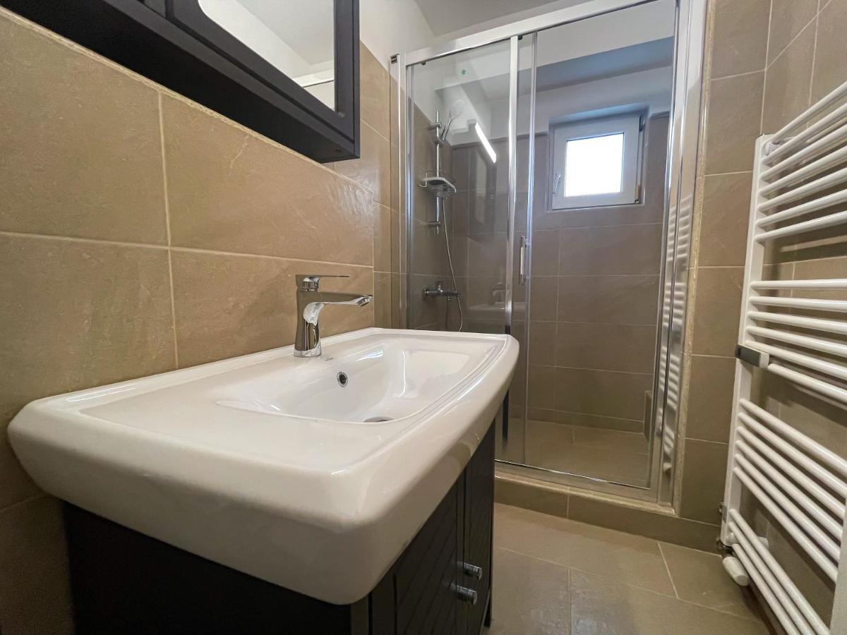 National Arena Mega Mall Elana Apartment Бухарест Екстер'єр фото